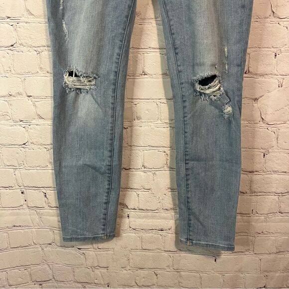 DL1961 Florence Cropped Mid Rise Instascuplt Light Wash Distressed Jean size 29 - Picture 4 of 7